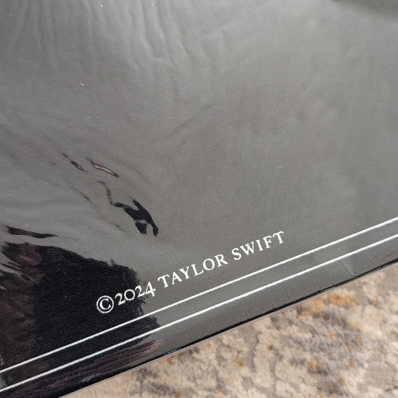Taylor Swift The Tortured Poets Department Vinyl Display Case TTPD NEW - Picture 6 of 11